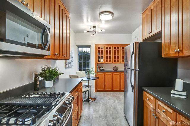 2306 25th Avenue, San Francisco, CA 94116