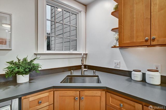 2306 25th Avenue, San Francisco, CA 94116