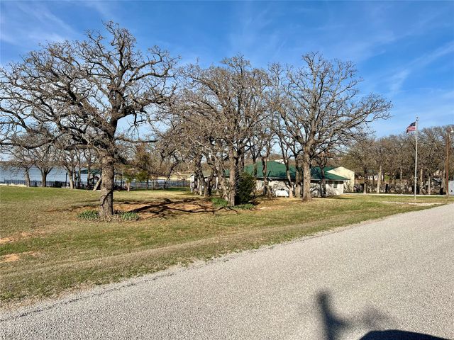 213 Cortez Drive, Nocona, TX 76255