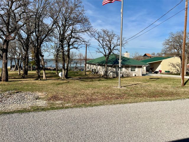 213 Cortez Drive, Nocona, TX 76255