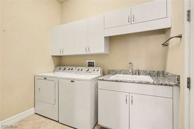 3656 Emerald AVE, St James City, FL 33956