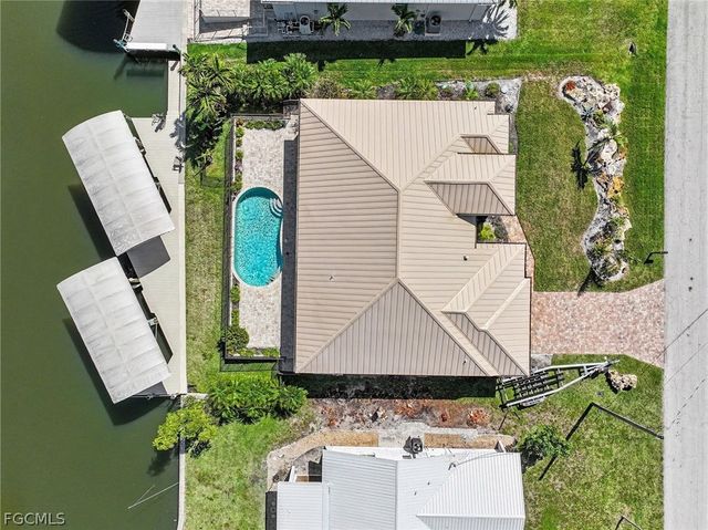 3656 Emerald AVE, St James City, FL 33956