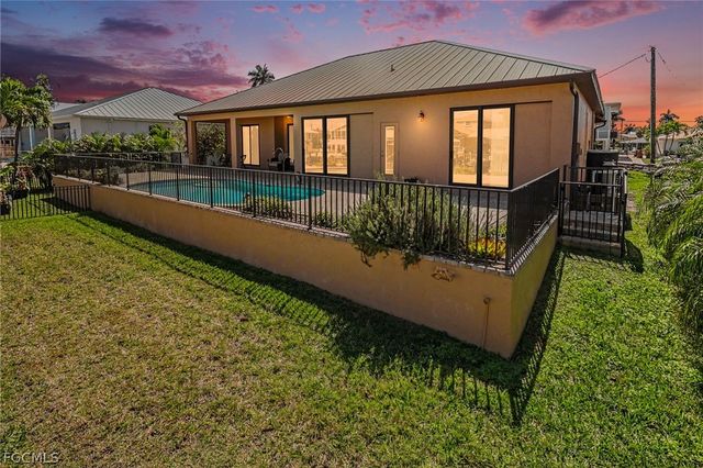 3656 Emerald AVE, St James City, FL 33956