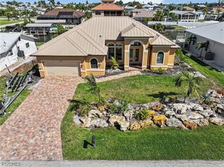 3656 Emerald AVE, St James City, FL 33956