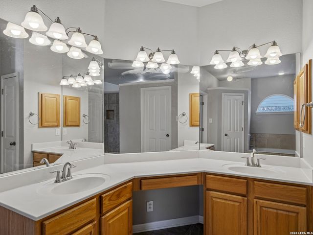 9406 Potters Point, Helotes, TX 78023