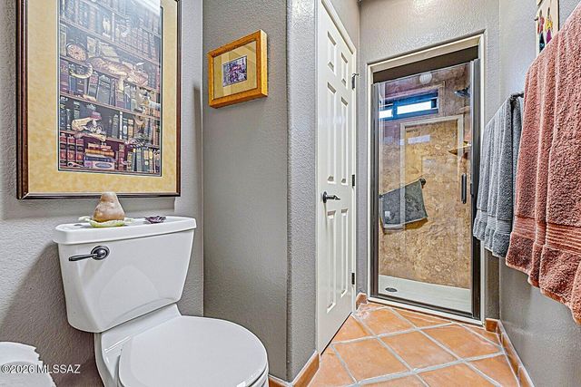 1049 W Placita Refinada, Green Valley, AZ 85614