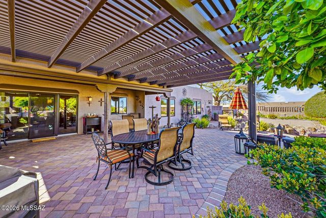 1049 W Placita Refinada, Green Valley, AZ 85614