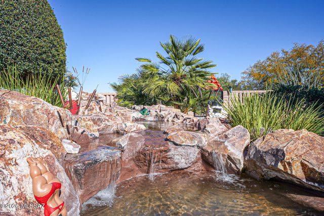 1049 W Placita Refinada, Green Valley, AZ 85614