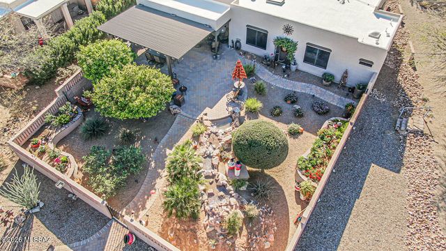 1049 W Placita Refinada, Green Valley, AZ 85614