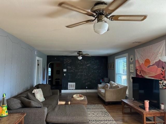 103 E Madison Street, Pittsburg, KS 66762