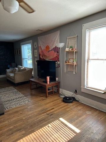 103 E Madison Street, Pittsburg, KS 66762