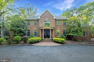 1 PEPPERBUSH CT, Medford, NJ 08055