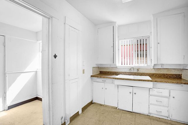 1026 N Arthur Avenue, Fresno, CA 93728
