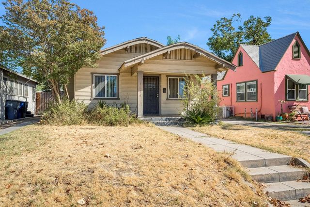1026 N Arthur Avenue, Fresno, CA 93728