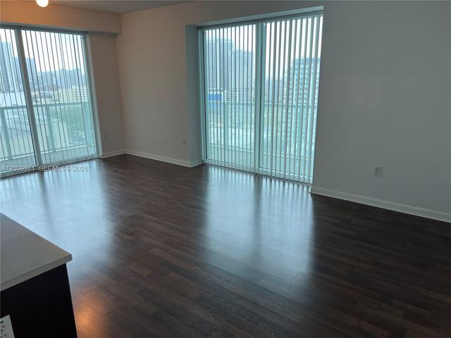 1900 N BAYSHORE DR 1911, Miami, FL 33132