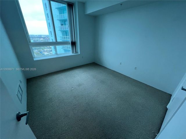 1900 N BAYSHORE DR 1911, Miami, FL 33132