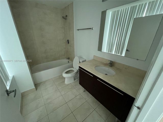 1900 N BAYSHORE DR 1911, Miami, FL 33132