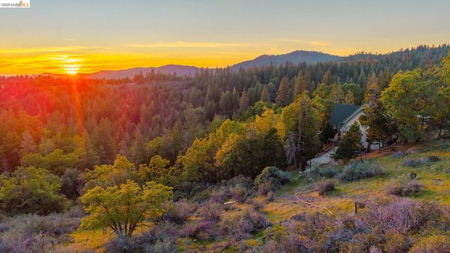 19722 Westview DR, Twain Harte, CA 95383