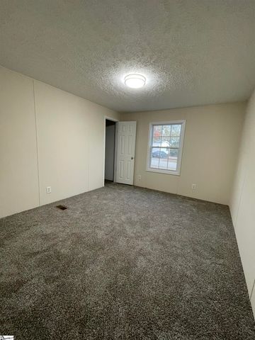 162 Pleasant Cove Drive, Woodruff, SC 29388