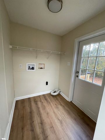 162 Pleasant Cove Drive, Woodruff, SC 29388