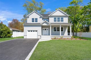969 Manor Lane, Bay Shore, NY 11706