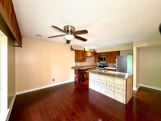 9451 S Pointe Lasalles Drive S 63, Bloomington, IN 47401