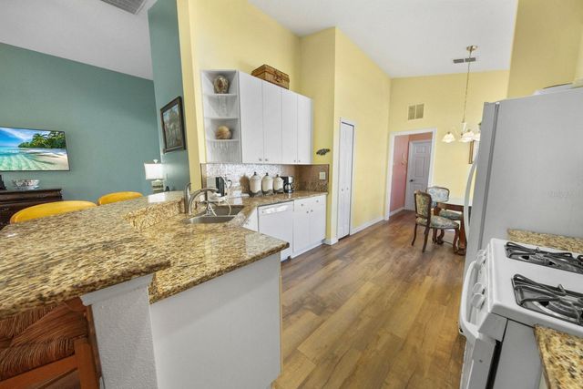 880 WOLF CREEK STREET, Clermont, FL 34711