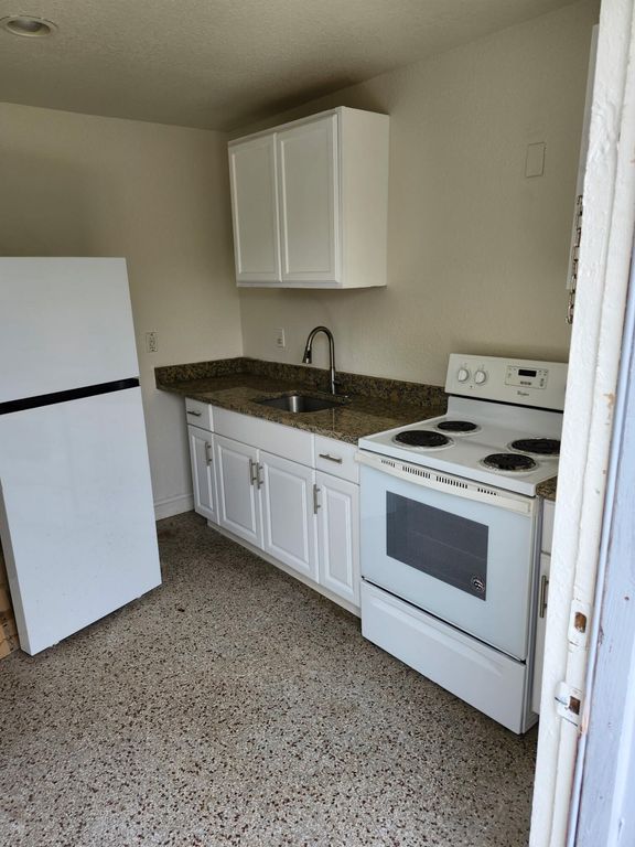 1401 G Terrace, Fort Pierce, FL 34950