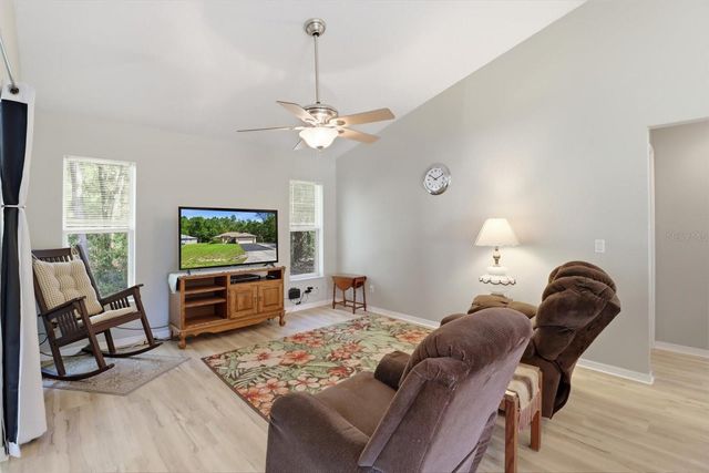 9735 W DUNNELLON ROAD, Crystal River, FL 34428