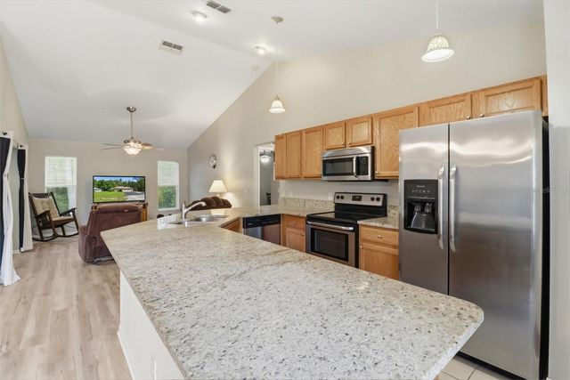 9735 W DUNNELLON ROAD, Crystal River, FL 34428