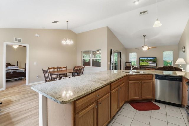 9735 W DUNNELLON ROAD, Crystal River, FL 34428