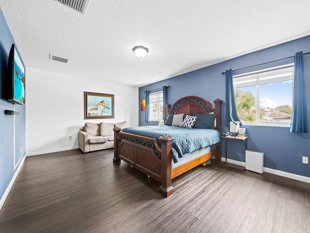 6830 Langdon Way, Lake Worth, FL 33463