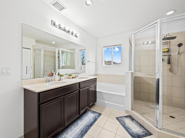 6830 Langdon Way, Lake Worth, FL 33463