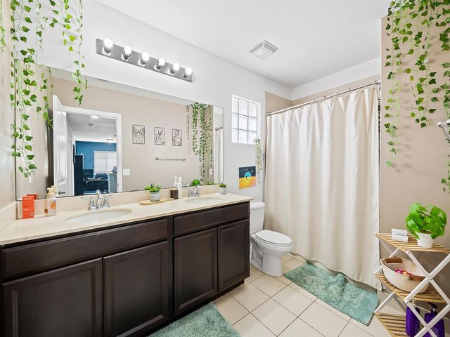 6830 Langdon Way, Lake Worth, FL 33463