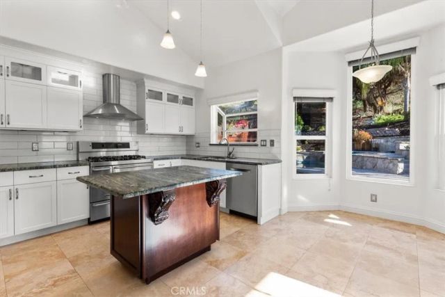 2108 Jeremy Place, Escondido, CA 92027