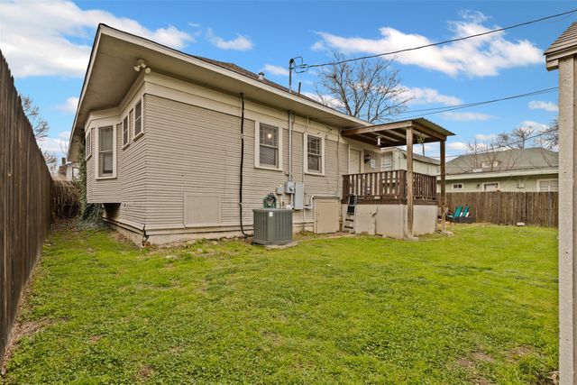 1632 Washington Avenue, Fort Worth, TX 76104