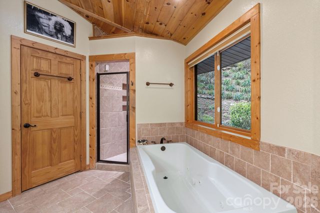 140 Slim Ridge, Maggie Valley, NC 28751