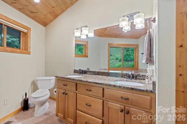140 Slim Ridge, Maggie Valley, NC 28751