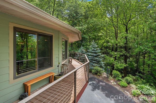 140 Slim Ridge, Maggie Valley, NC 28751