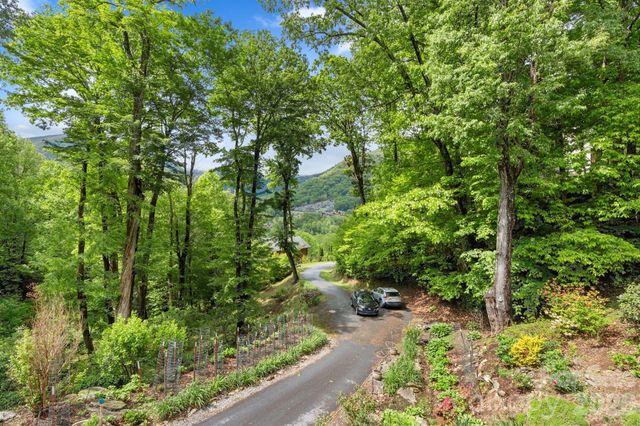 140 Slim Ridge, Maggie Valley, NC 28751