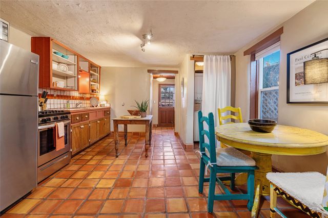 134 Duran B, Santa Fe, NM 87501