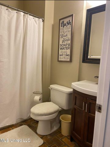132 Keller Avenue, Biloxi, MS 39530