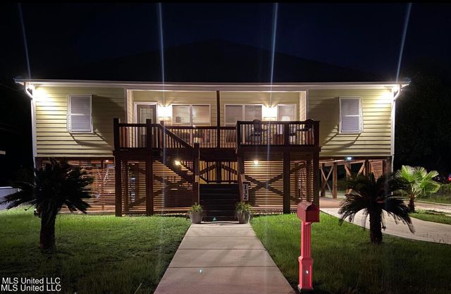 132 Keller Avenue, Biloxi, MS 39530