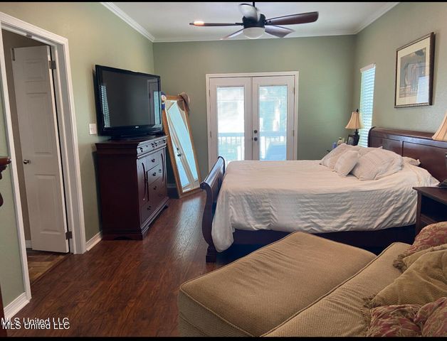132 Keller Avenue, Biloxi, MS 39530