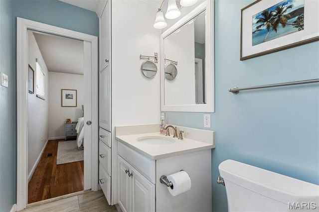 10522 Roxanna Drive, St Louis, MO 63128