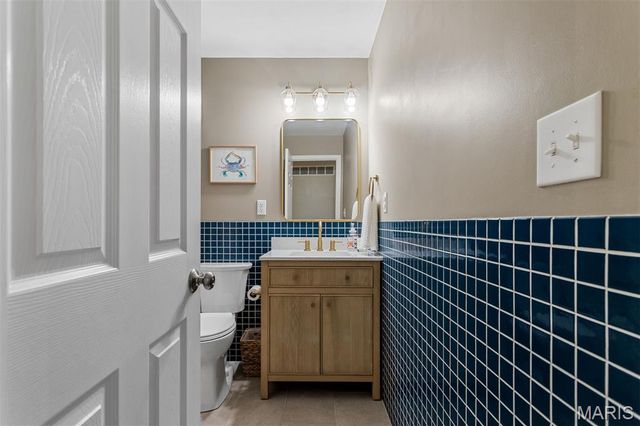 10522 Roxanna Drive, St Louis, MO 63128