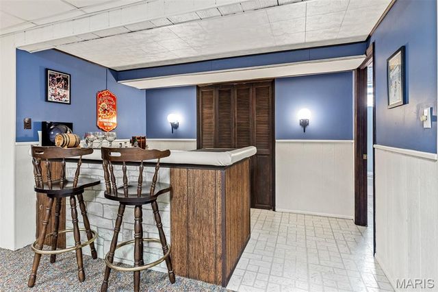 10522 Roxanna Drive, St Louis, MO 63128