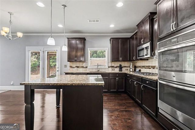1540 Newbridge Circle, Buford, GA 30519