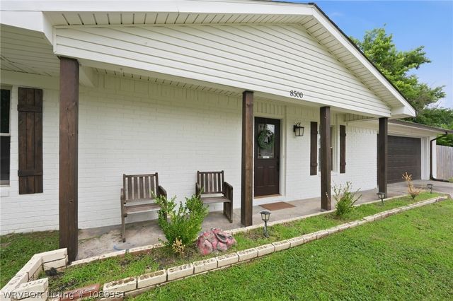 8500 S 35th Terrace, Fort Smith, AR 72908