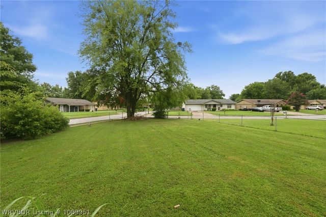 8500 S 35th Terrace, Fort Smith, AR 72908